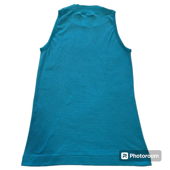Krackerjacks Women’s sleeveless top - Picture 3 of 5